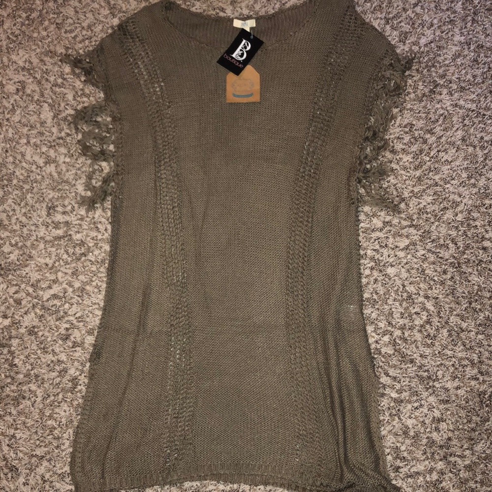 NWT- Kori Fringe Tunic Sweater